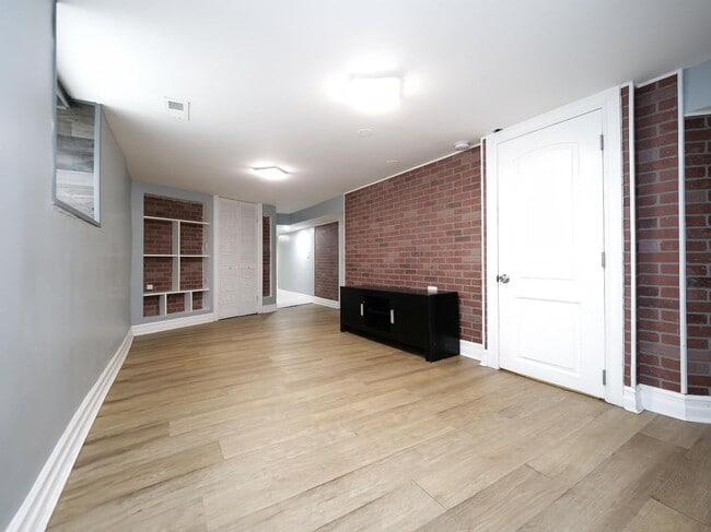 Photo - 6318 S Talman Ave