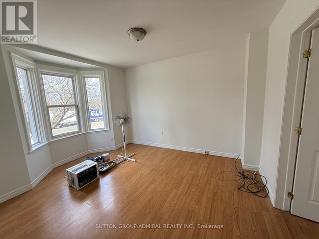 Photo - 102 Thirty Ninth St
