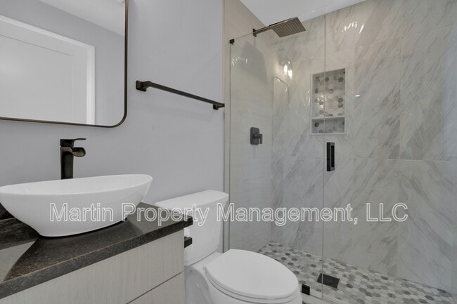 Photo - 1 Rockingham Ave