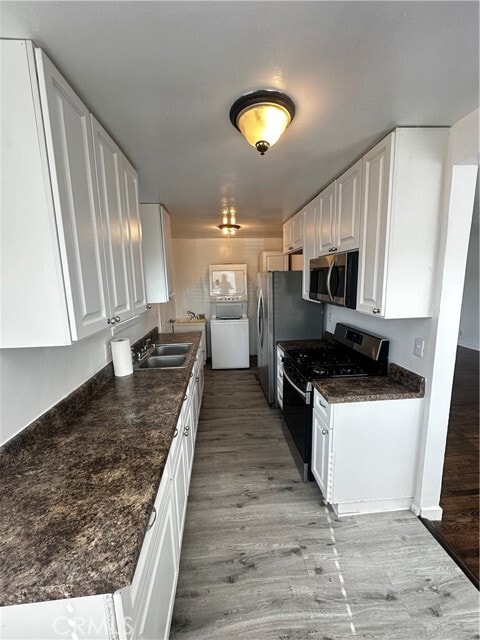 Photo - 1047 E Spicer St