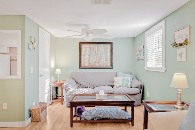 Building Photo - 3745 Holmes Creek Rd