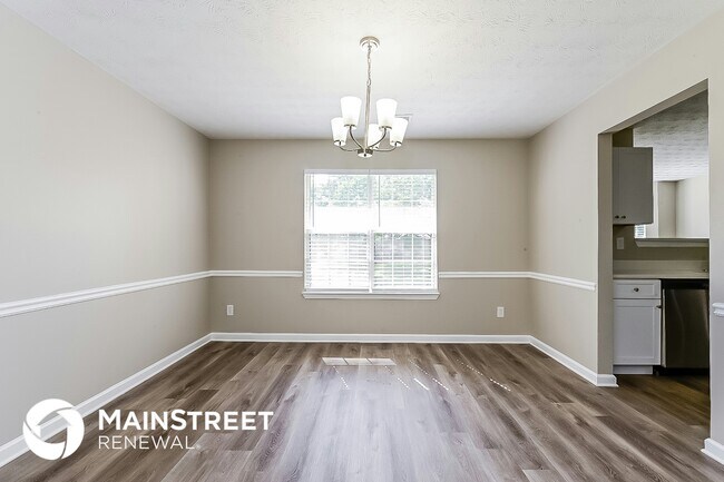 Photo - 5587 Orchard Rd