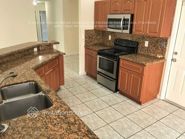 Photo - 18961 NW 77th Ct
