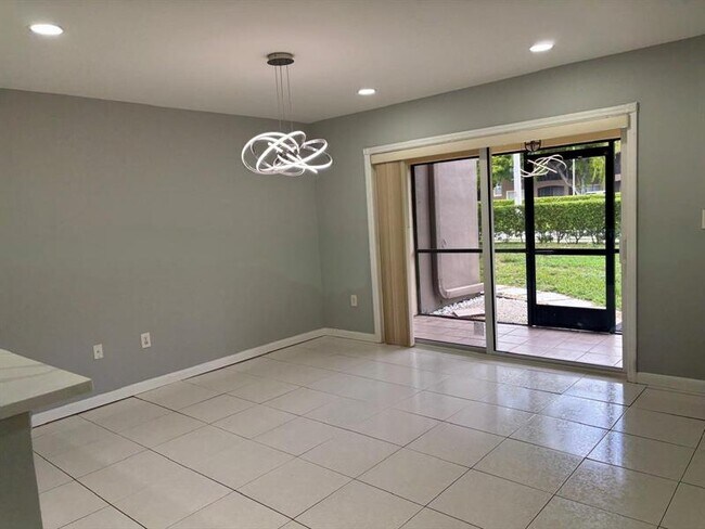 Photo - 9050 NW 28th St