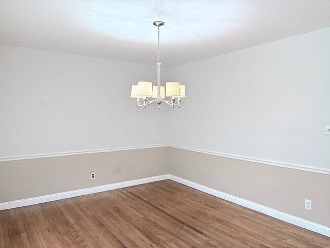 38 Cedar St