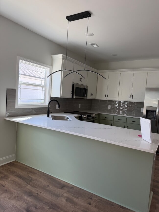 Photo - 2523 Jones St