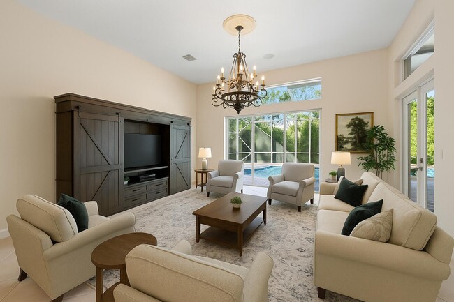 Photo - 511 SW Squire Johns Ln