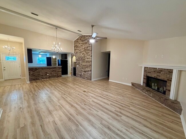 Photo - 500 Baywood Ct