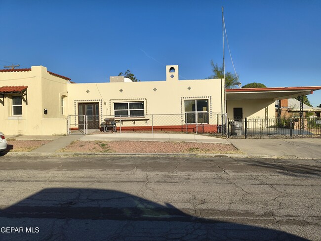 Photo - 714 N San Marcial St