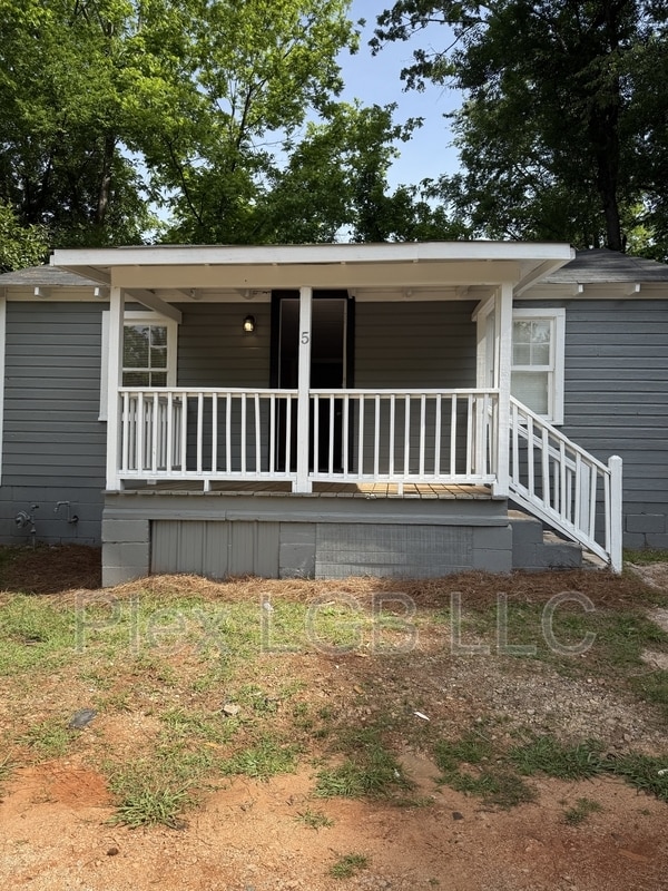 Building Photo - 5 Hadaway Ct