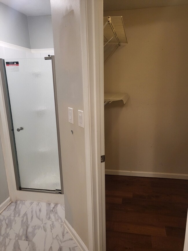 Master bath and walk in closet