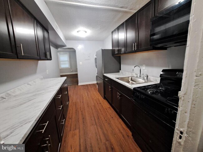 Photo - 3516 Ely Pl SE Unit 4