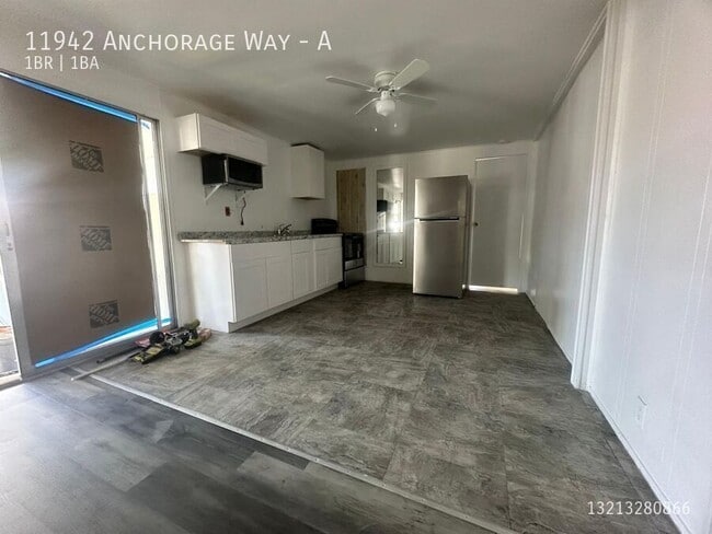 Building Photo - 11942 Anchorage Way Unit A