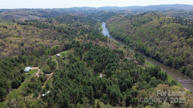 Photo - 355 Round Knob Church Rd