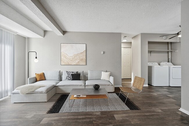 Building Photo - Liberty Creek Rental