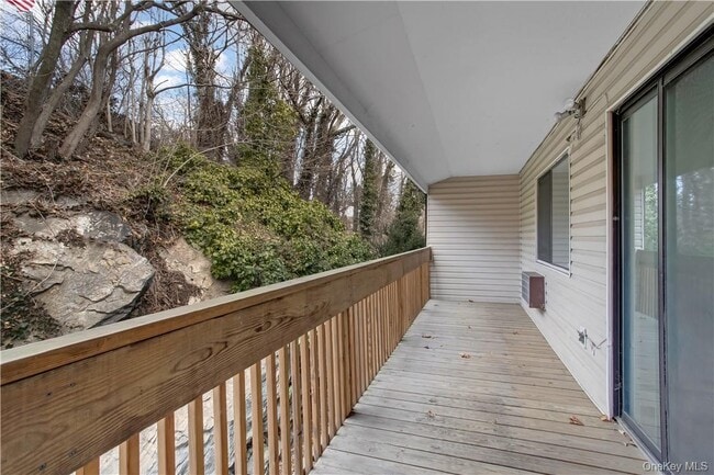 Photo - 23 Hillside Terrace Unidad H