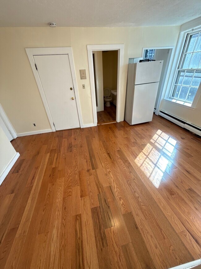 Photo - 42 Anderson St Unit 2