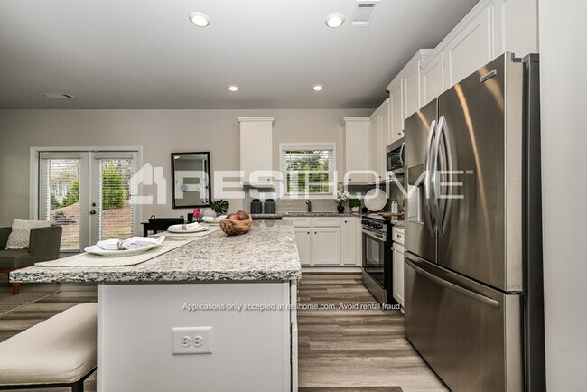 Photo - 1076 Grace Vw Ln