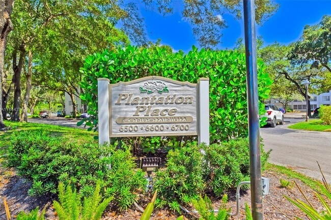 Building Photo - 6600 Cypress Rd Unit 106 Rental