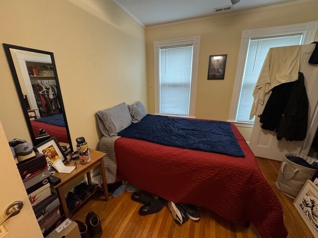 Photo - 176 Elm St Unidad 4