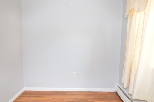 Photo - 10 Carson Rd