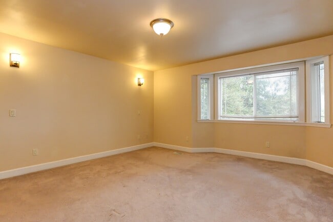 Photo - 2900 S Court St