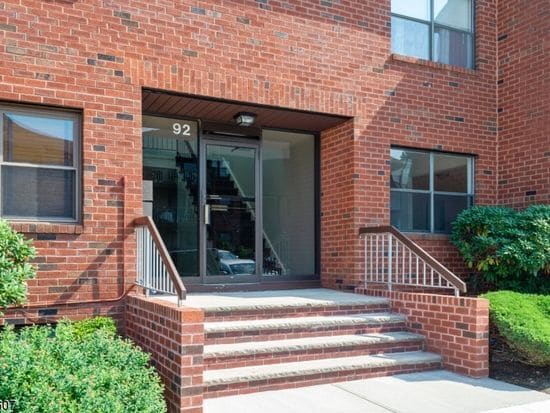 Photo - 92 Beverly Hl Ter Unidad E