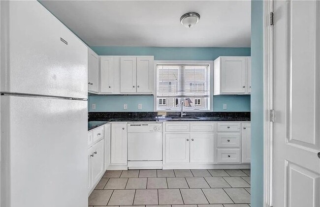 Photo - 800 Seaview Ave Unit 2