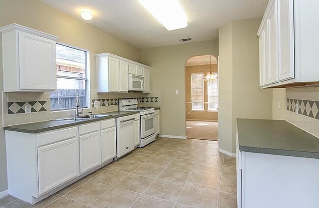 Photo - 1502 Brook Grove Dr