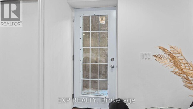 Photo - 91 Clockwork Dr