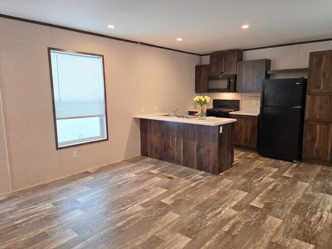 Photo - 2121 Panhandle Rd