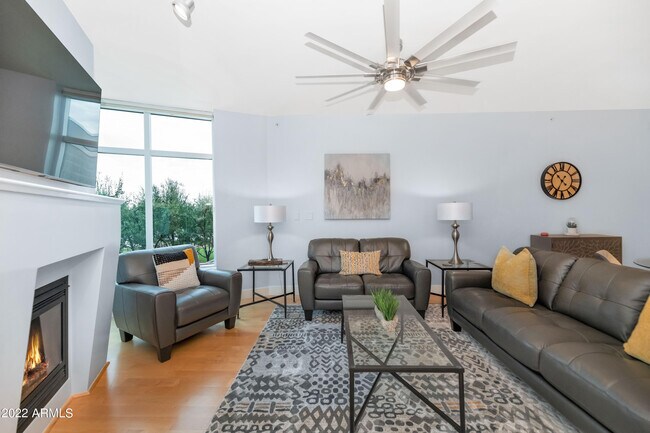 120 E Rio Salado Pkwy Unit 206