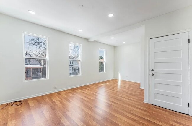 Photo - 1903 N Kildare Ave Unit 2