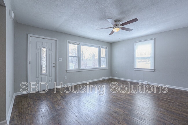 Photo - 312 N Ash Ave