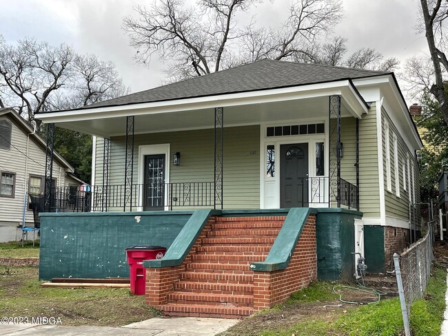 Photo - 1121 Columbus St Townhome