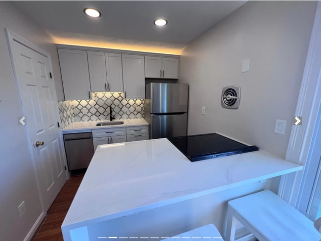 Photo - 610 Dorchester Ave Unit 3