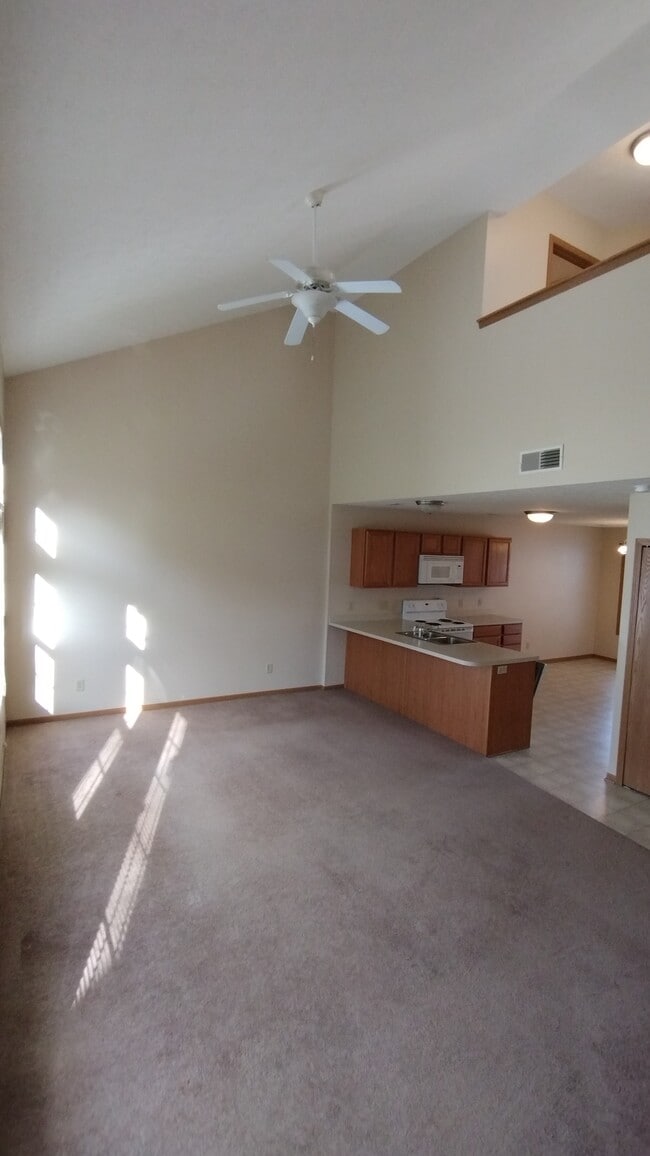 Photo - 764 Coe Rd