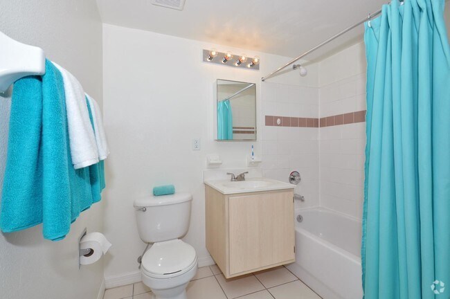 Bathroom - The Crossing at Santa Fe