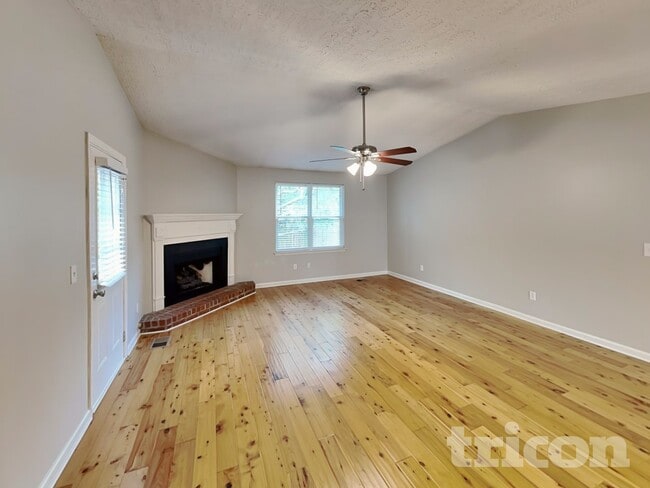 Photo - 119 Bradford Cir