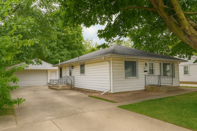 Get $849 off your security deposit! - Get $849 off your security deposit! House