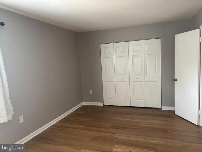 Photo - 9276 Adelphi Rd Unit 201