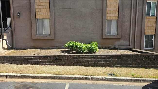 Photo - 2388 Lawrenceville Hwy Unidad D