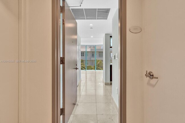 Photo - 6000 Indian Creek Dr Unit 6A
