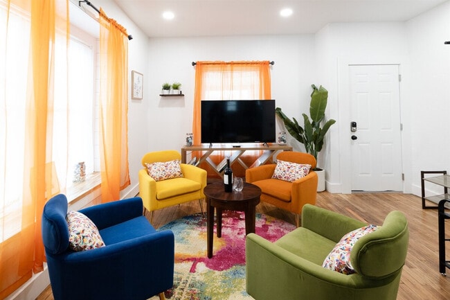 Photo - 10628 Lee Ave Apartamento Unidad ID1290639P
