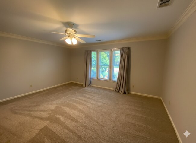 Photo - 983 Rolling Oaks Ln