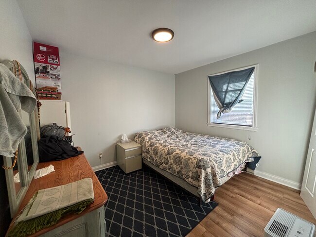 Photo - Apartment for Rent Unit 1