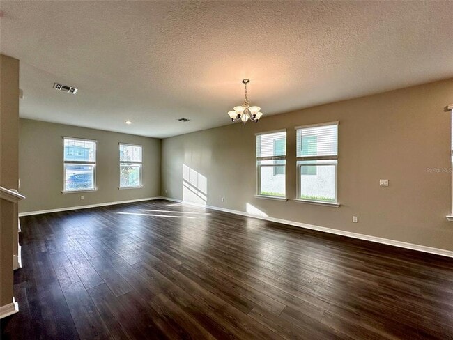 Photo - 4869 Lacewing Dr