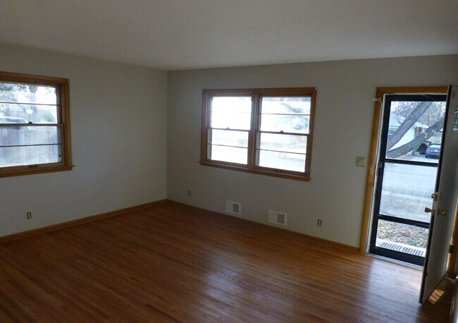 Photo - 3910 N 12th St