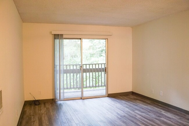 Photo - Nestled into Marquam Hill: Bright 2nd Floor 1Bed w/Private Balcony! Unit 204