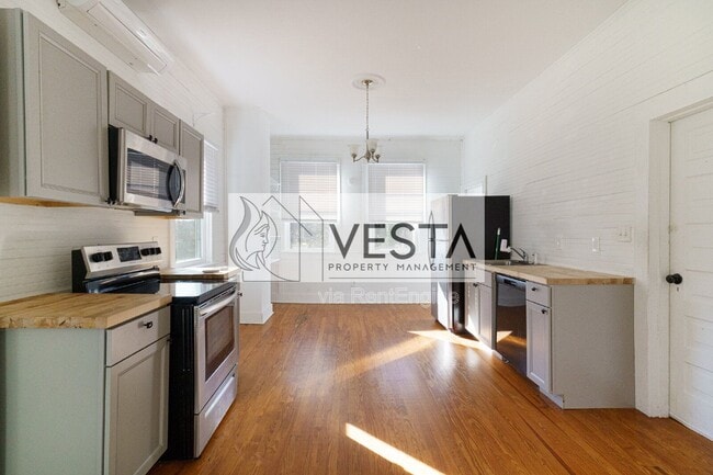 Photo - 2 3rd St Unit A